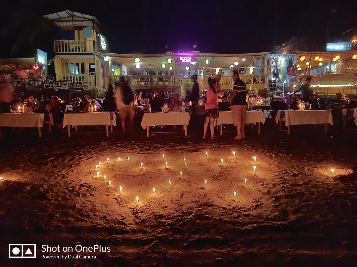 Rococo Pelton Beach Huts Palolem Beach Goa Exterior foto